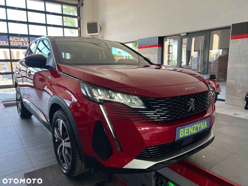 Peugeot 3008 1.2 PureTech Active S&S EAT8 - 11