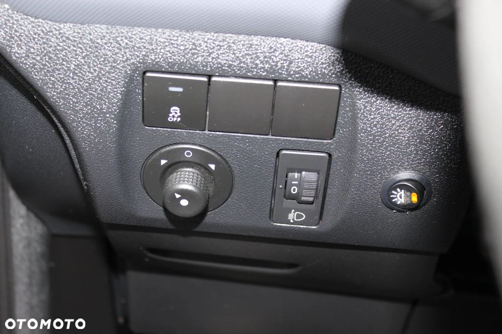 Peugeot PARTNER - 18