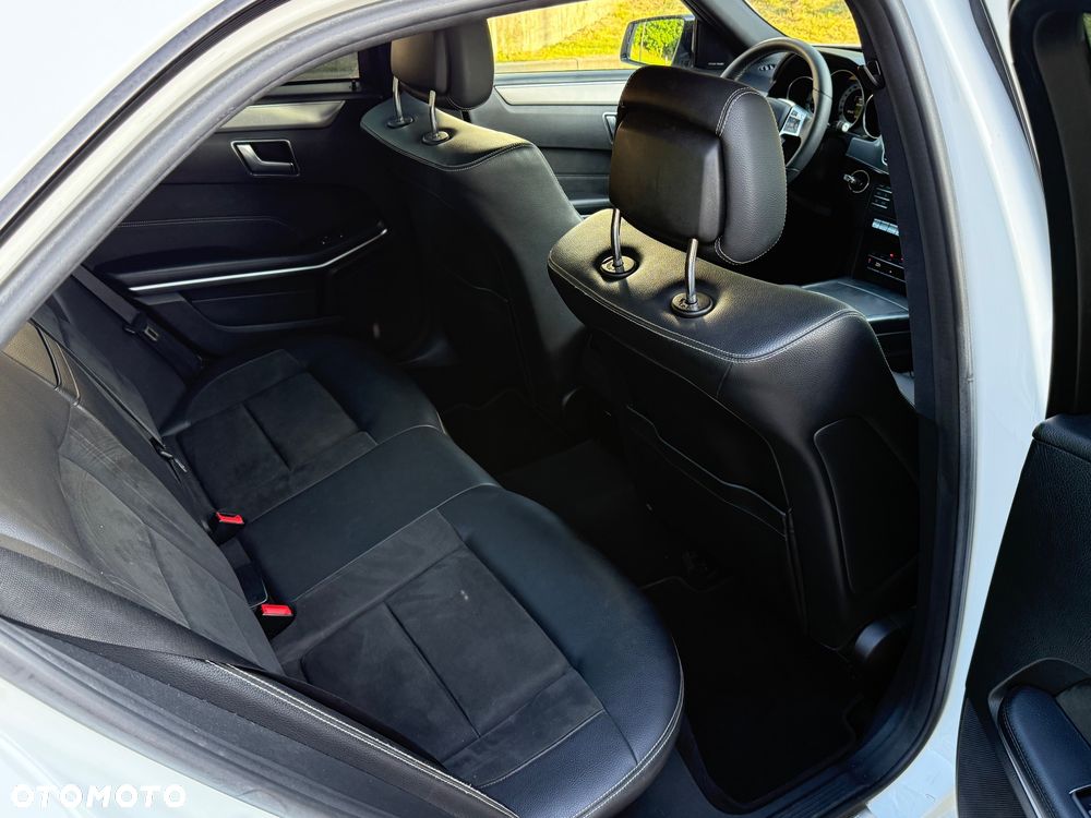 Mercedes-Benz Klasa E 220 BlueTEC 4Matic 7G-TRONIC Edition - 21