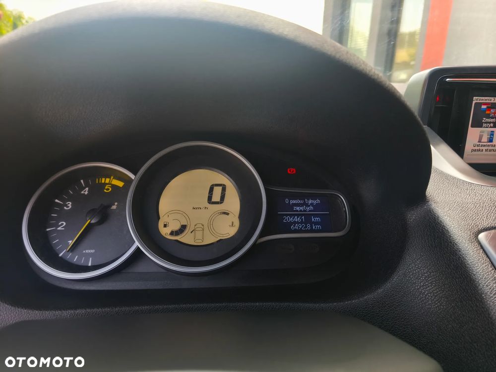 Renault Megane 1.5 dCi Expression - 11