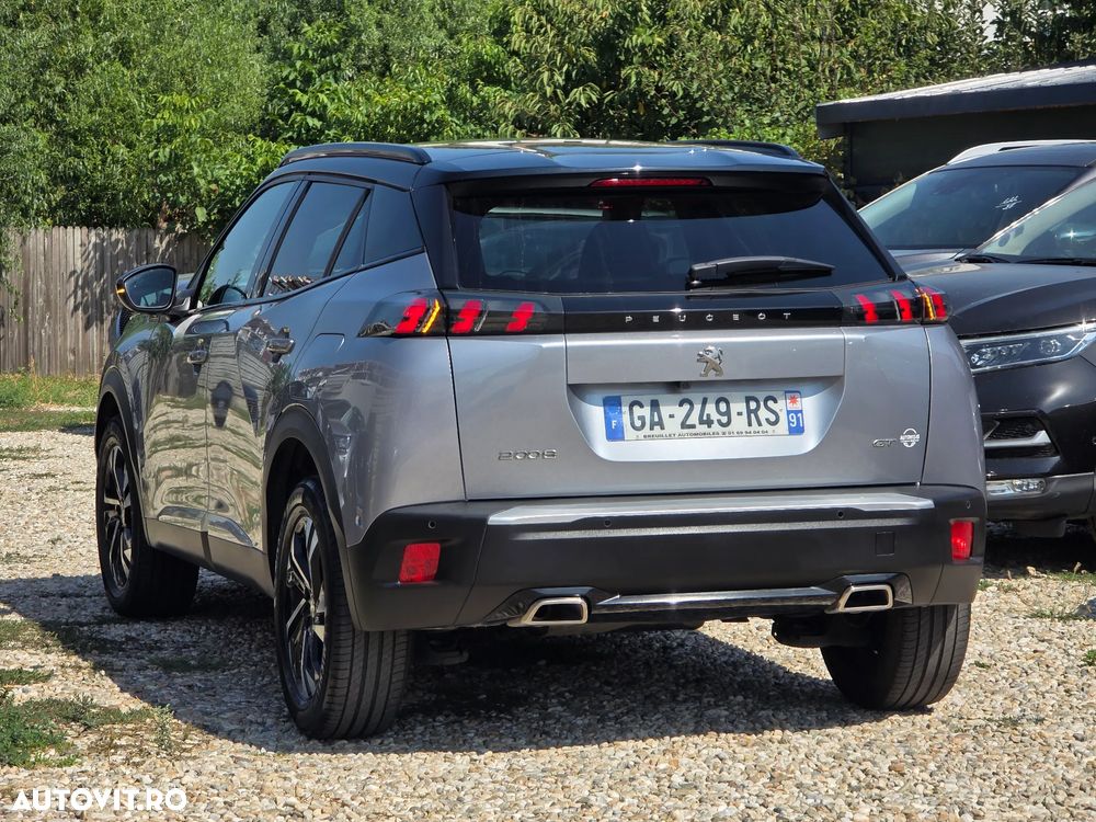 Peugeot 2008 PureTech 130 EAT8 GT - 11