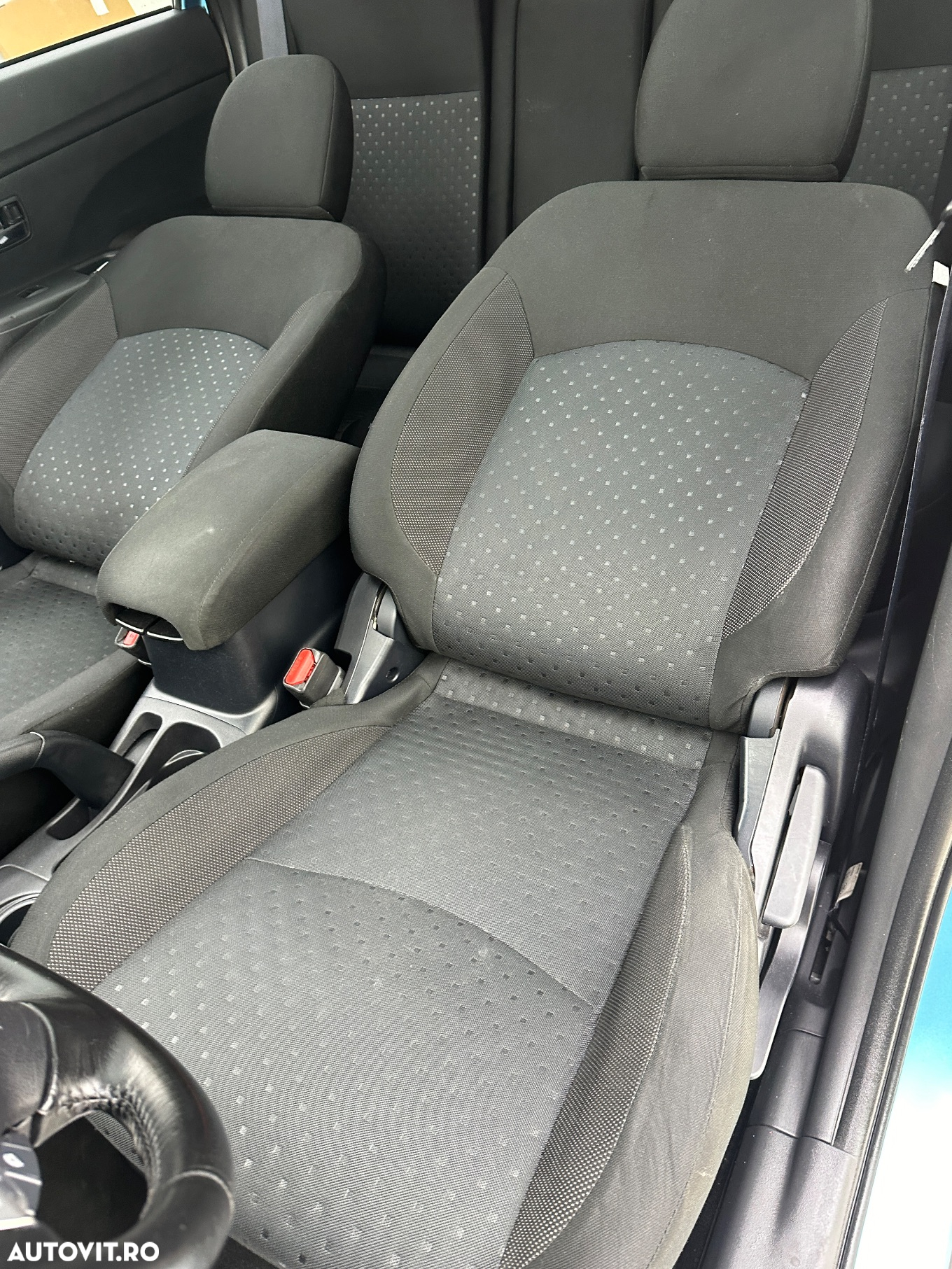 Mitsubishi ASX - 17