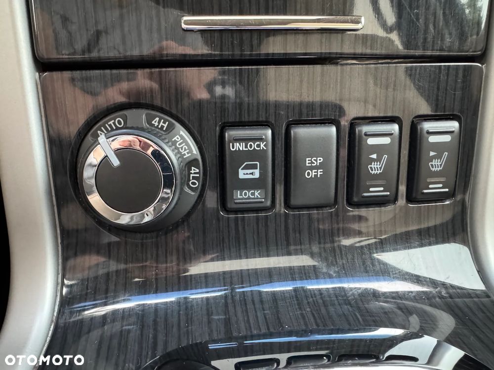 Nissan Pathfinder - 16
