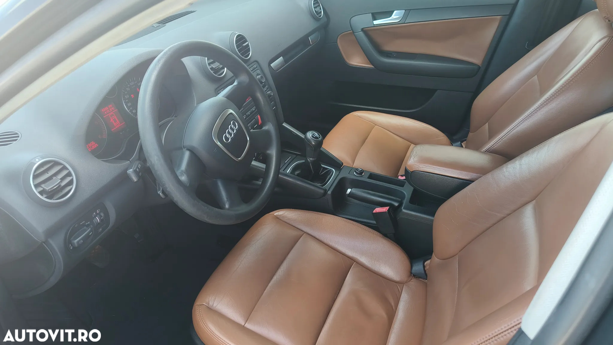 Audi A3 1.9 TDI Sportback Attraction - 8