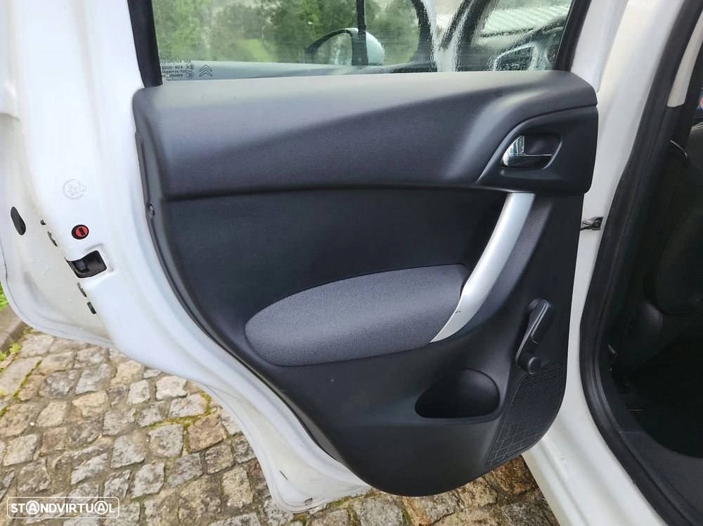 Citroën C3 1.4 HDi Exclusive - 16