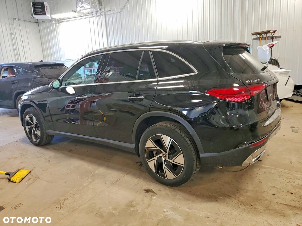 Mercedes-Benz GLC 300 mHEV 4-Matic AMG Line - 2