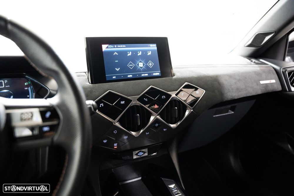 DS DS3 Crossback E-Tense Performance Line - 10
