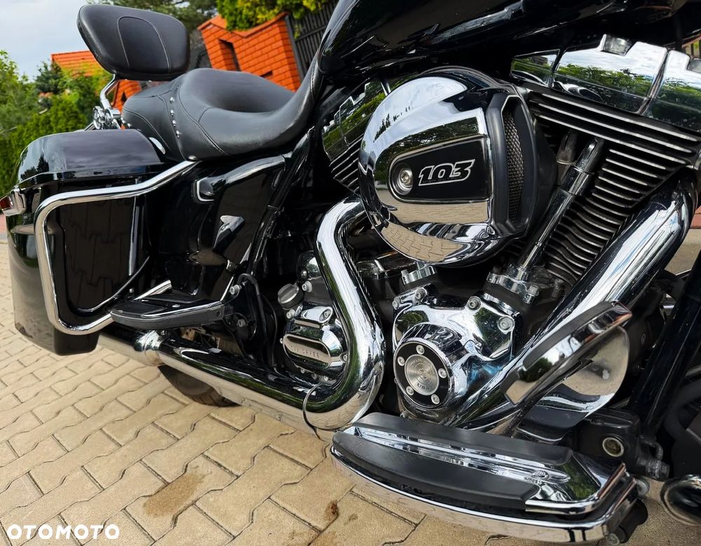 Harley-Davidson Touring Road King - 30