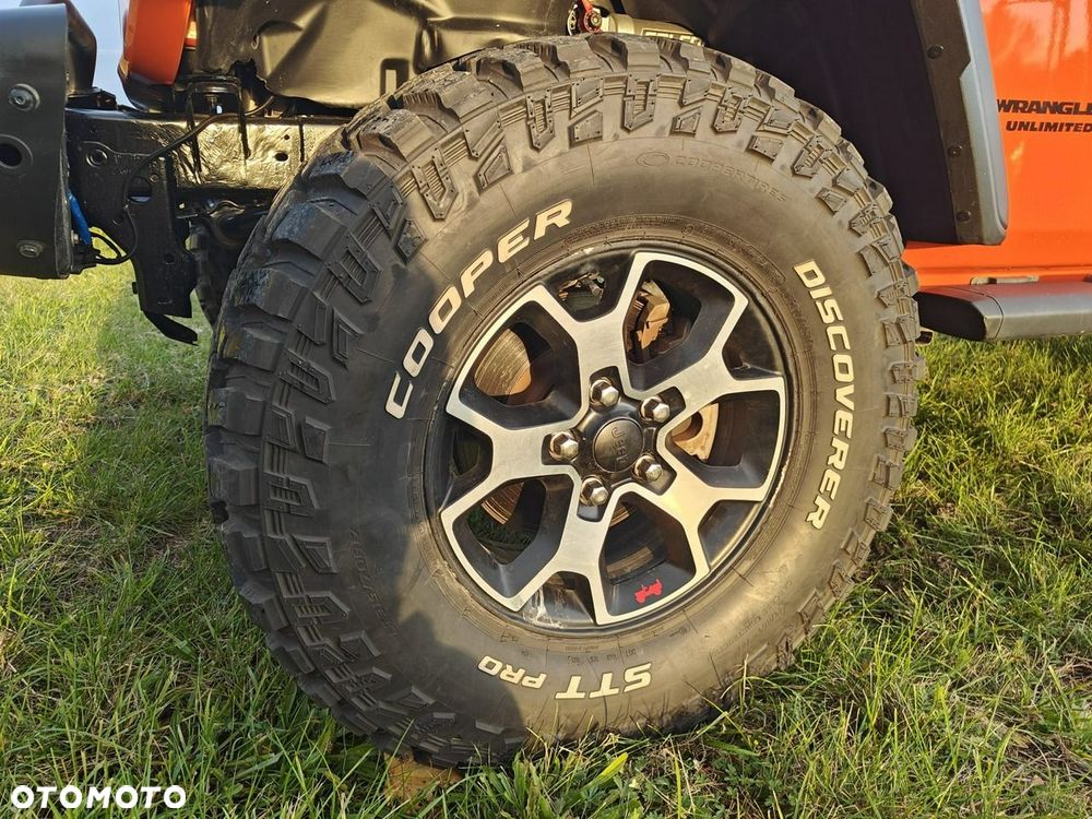 Jeep Wrangler - 13