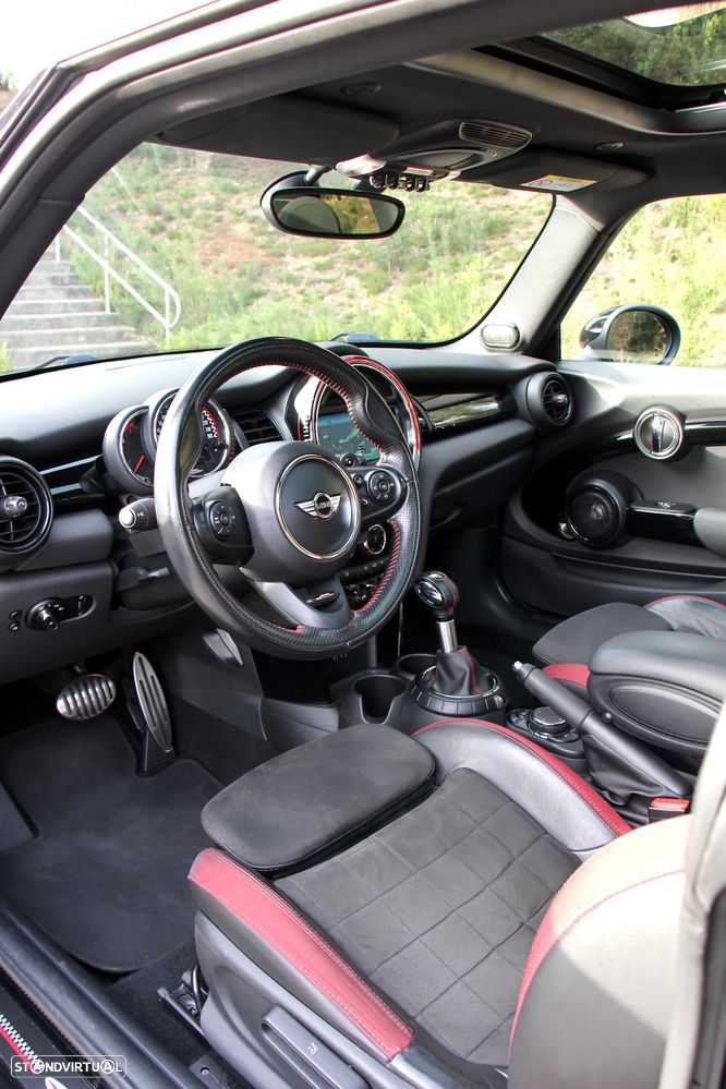 MINI 3 Portas John Cooper Works Auto Desportiva - 6