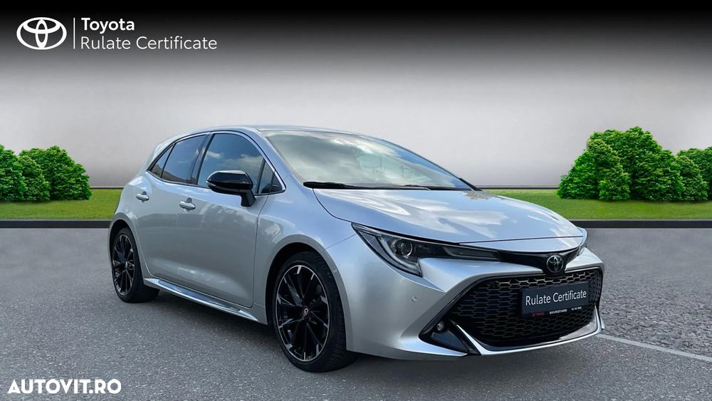 Toyota Corolla 2.0 HSD Exclusive Plus GR Sport Bi-Tone - 3
