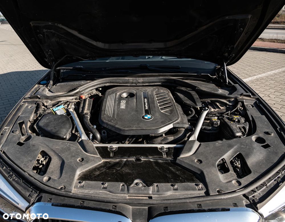 BMW Seria 5 540i xDrive - 10