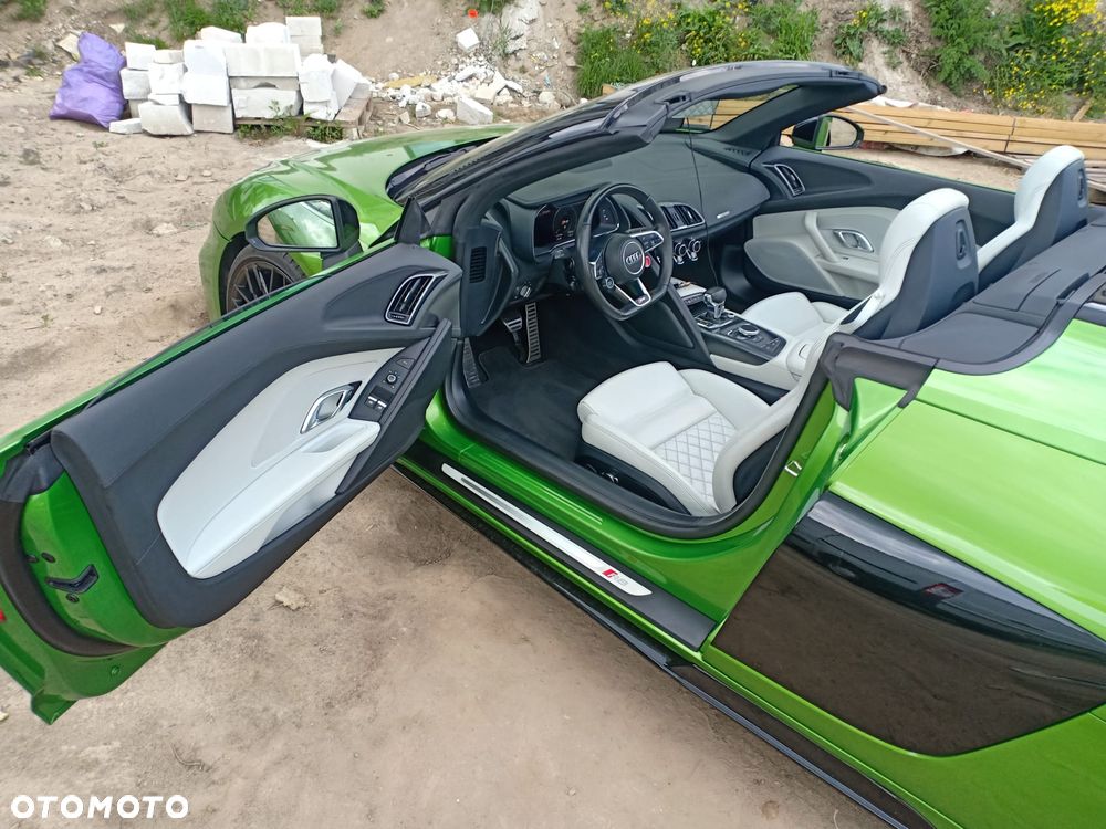 Audi R8 Spyder V10 RWD Performance - 5