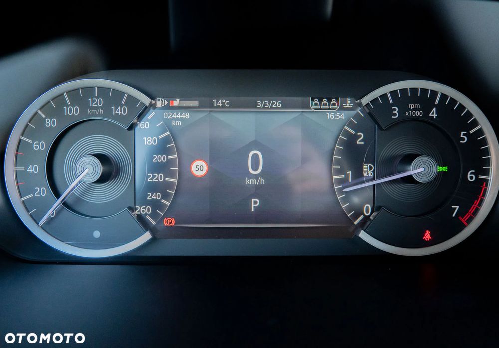 Land Rover Discovery Sport 2.0 P200 mHEV - 32