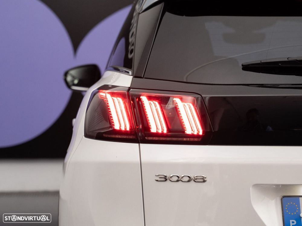 Peugeot 3008 1.6 Hybrid GT Pack e-EAT8 - 11