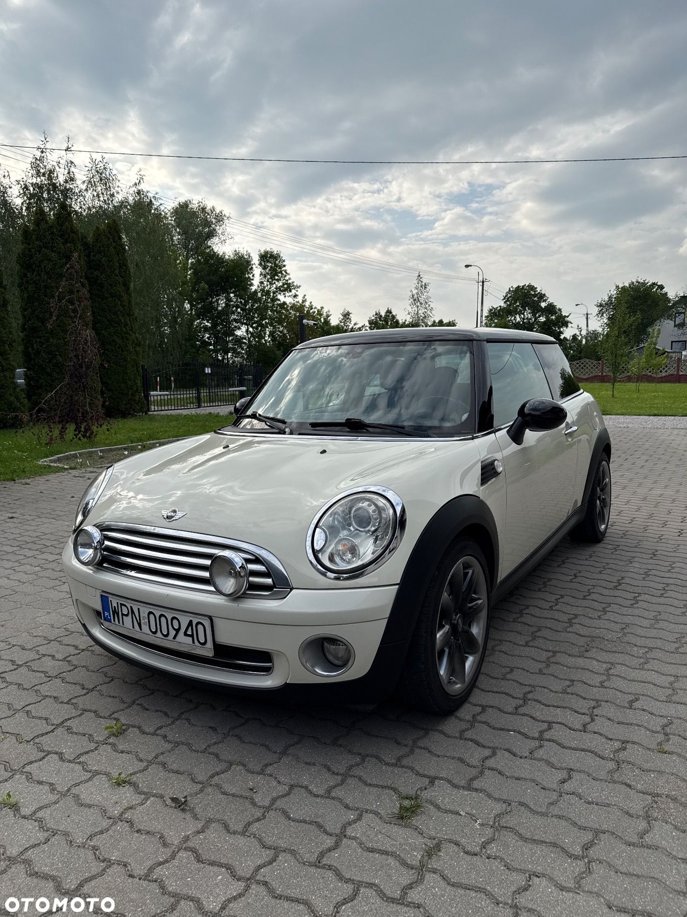 MINI Cooper Standard - 1
