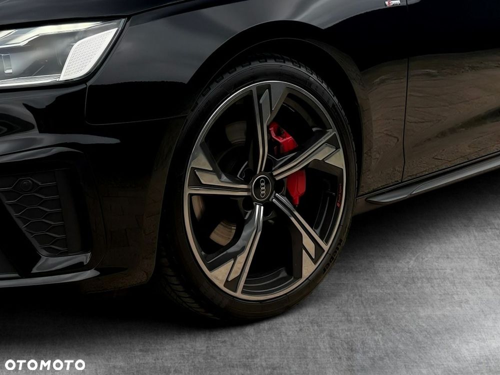 Audi A4 Avant - 10