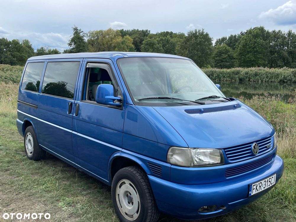 Volkswagen Multivan - 17