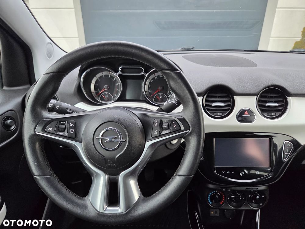 Opel Adam 1.2 Black Link - 24