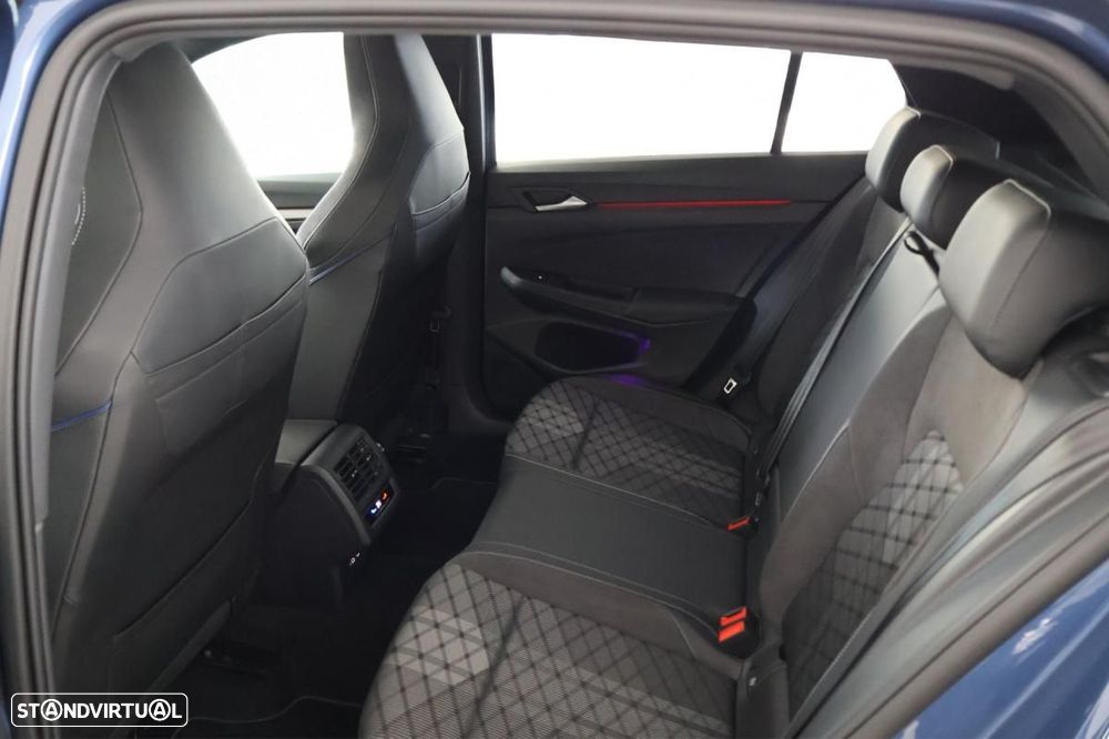 VW Golf 1.5 eTSI R-Line DSG - 12