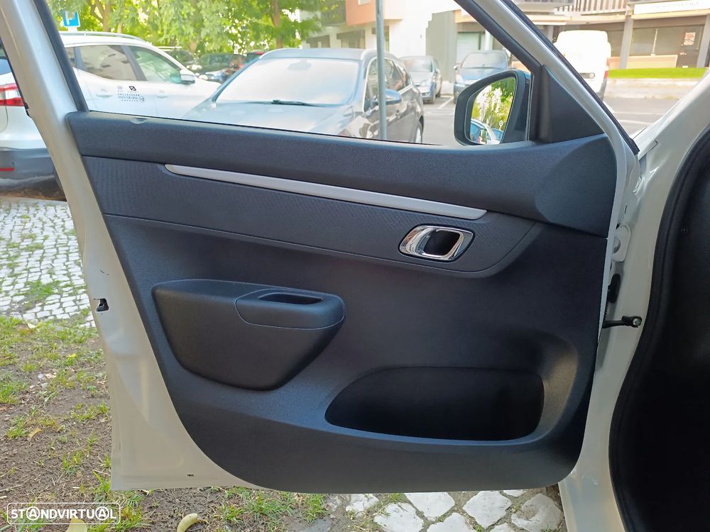 Dacia Spring Electric 45 Essential - 14