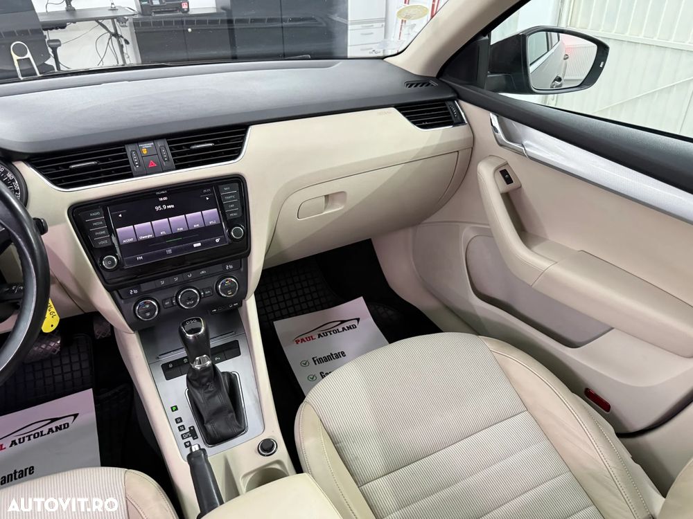 Skoda Octavia 1.6 TDI ELEGANCE DSG - 7