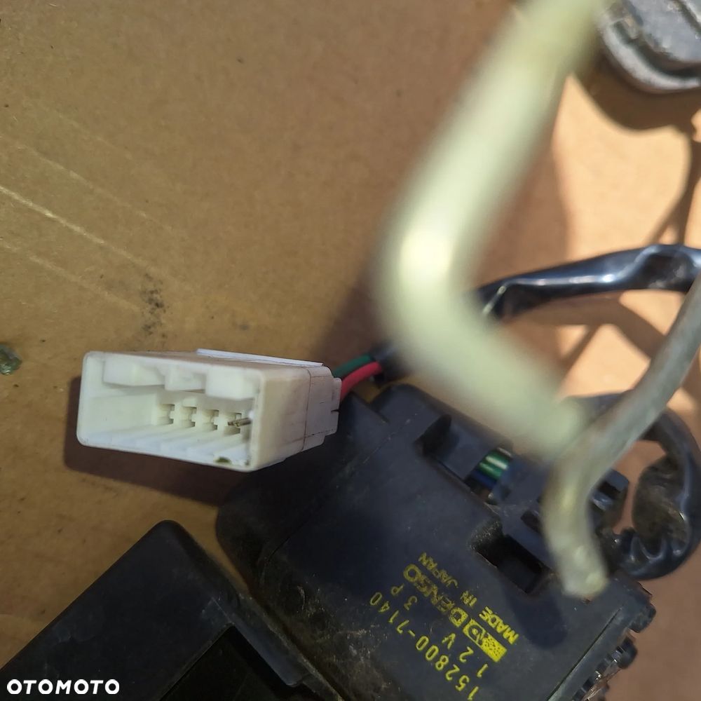 ZAMEK DRZWI LEWY PRZOD 6 PINOW PRAWY PRZOD 2 PINOW MAZDA XEDOS 6 - 5