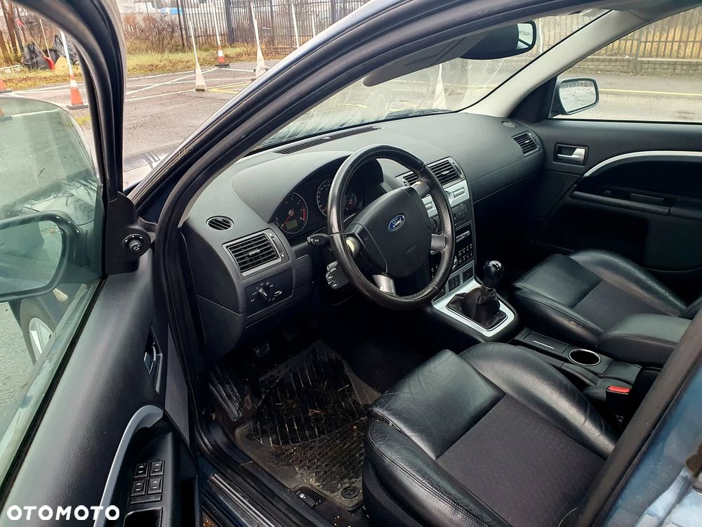 Ford Mondeo 2.0 Futura X - 6