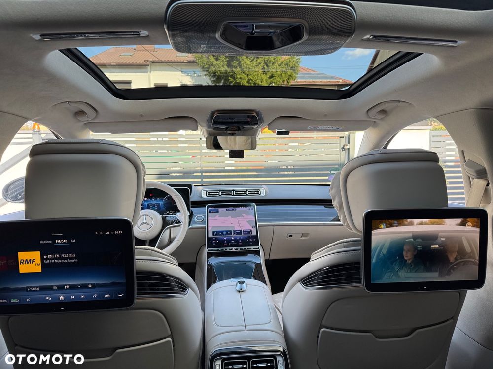 Mercedes-Benz Klasa S 580e 4Matic L 9G-TRONIC - 25