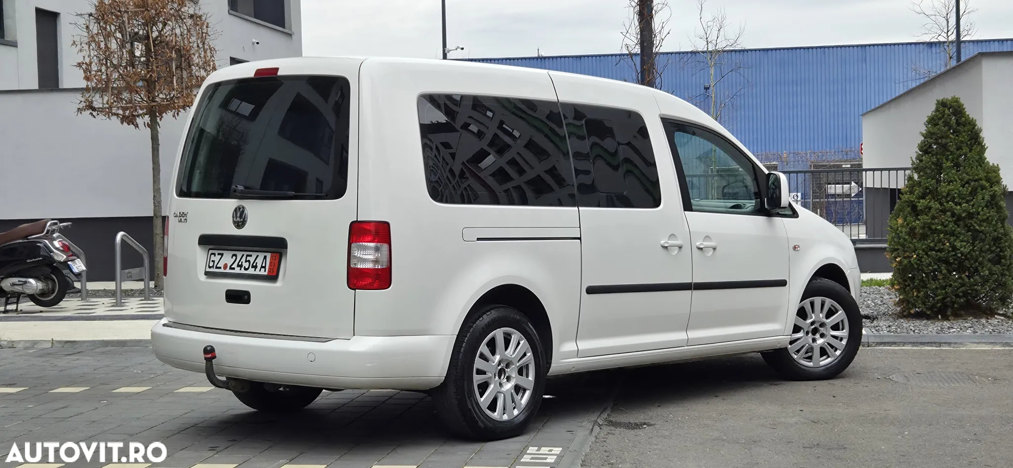 Volkswagen Caddy - 25