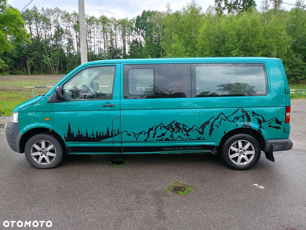 Volkswagen Caravelle - 4