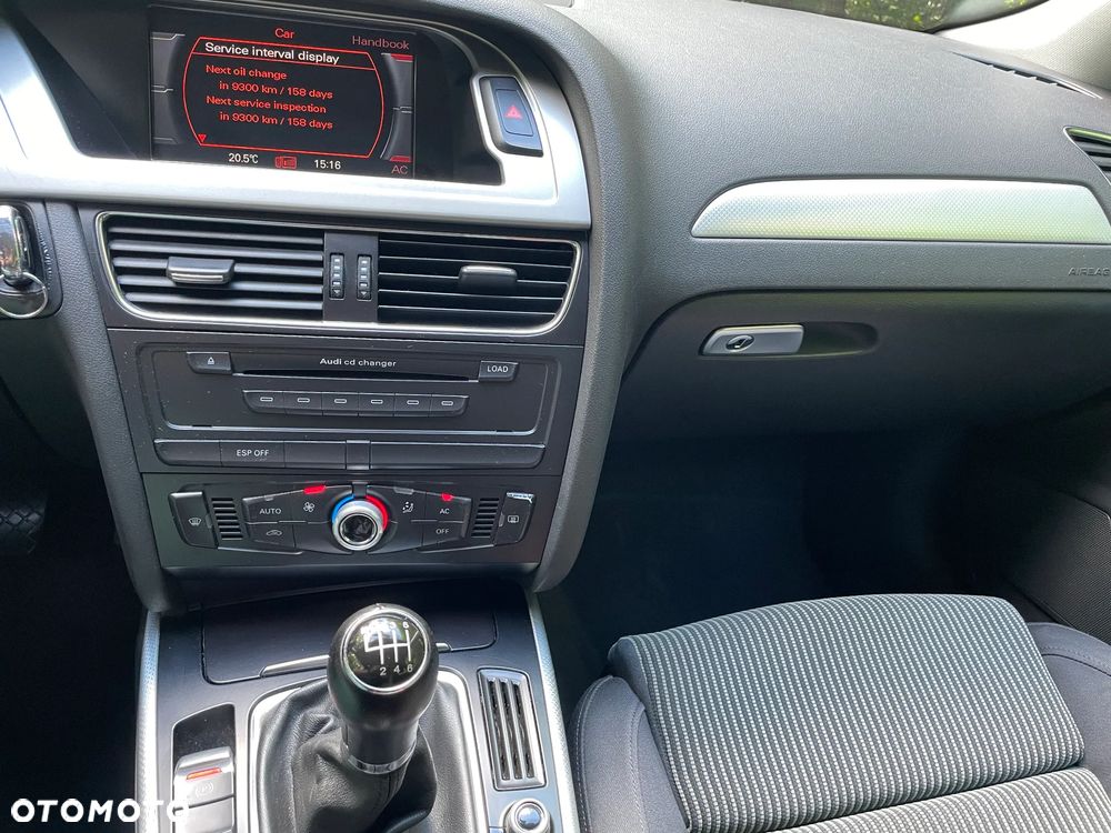 Audi A4 Avant 2.0 TDI - 17