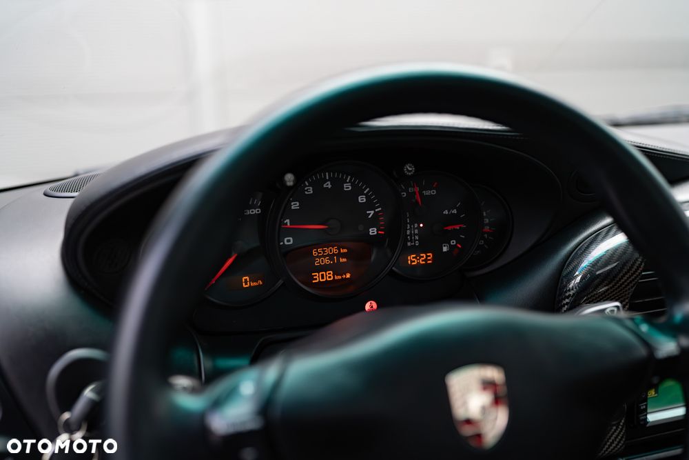 Porsche 911 - 18