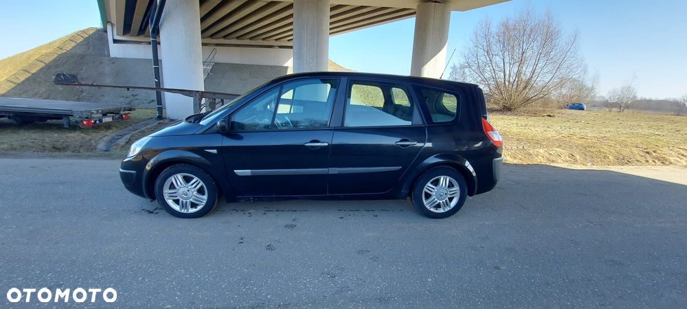 Renault Scenic - 3