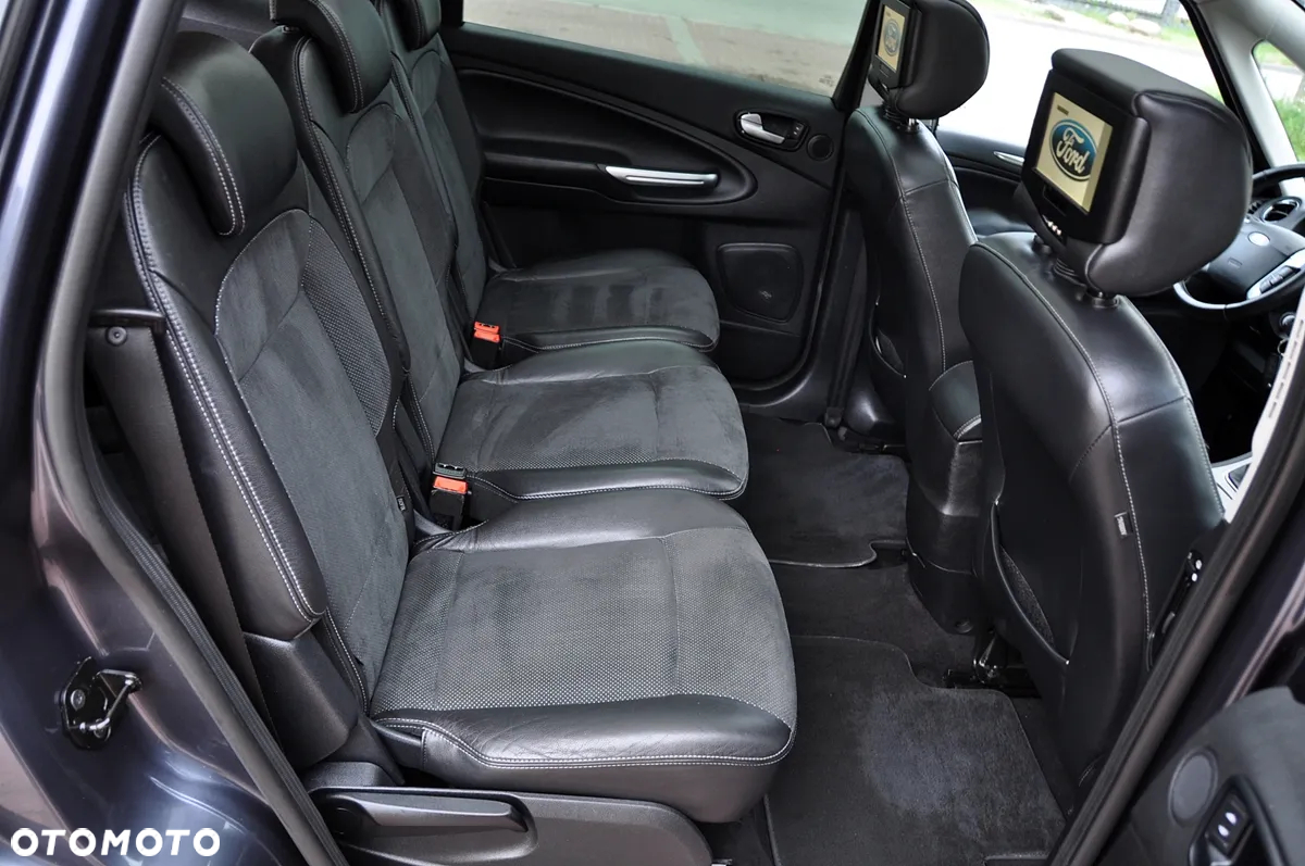 Ford S-Max 2.5 Titanium - 14