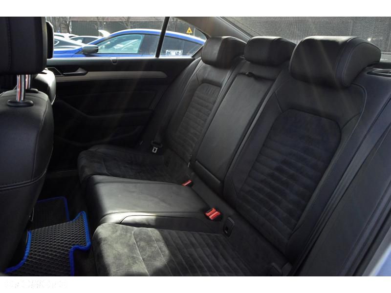 Volkswagen Passat 2.0 TDI BMT 4Mot Highline DSG - 9