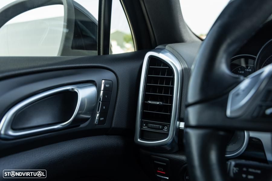Porsche Cayenne 3.0 V6 - 31