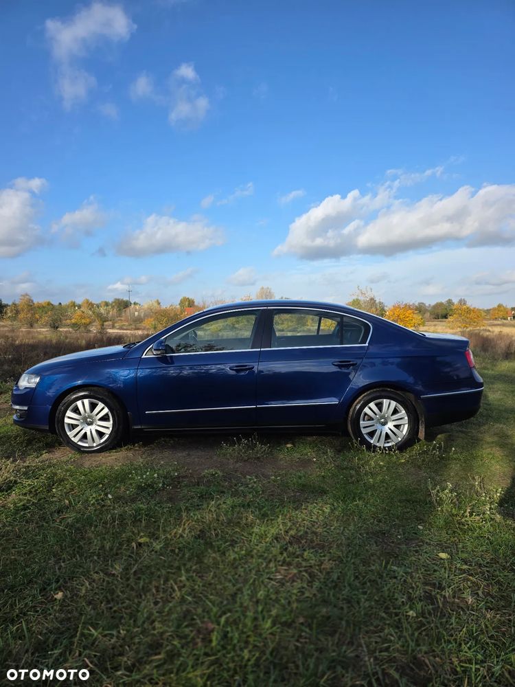Volkswagen Passat 2.0 TDI Highline - 7