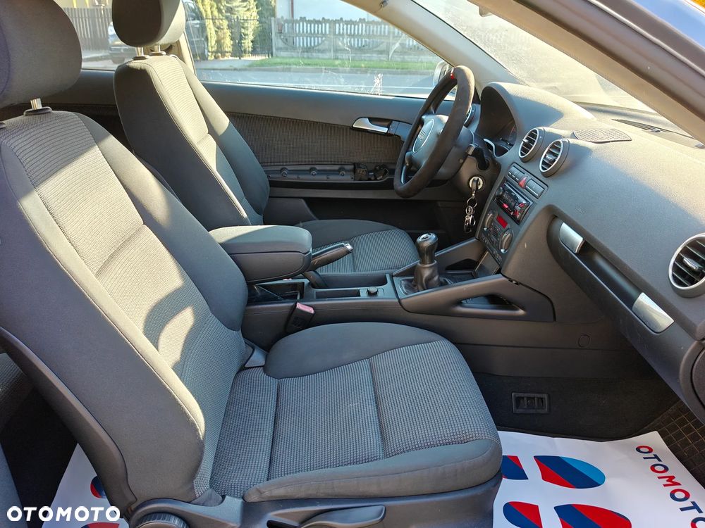 Audi A3 3-drzwiowe 1.9 TDI DPF Ambiente - 13