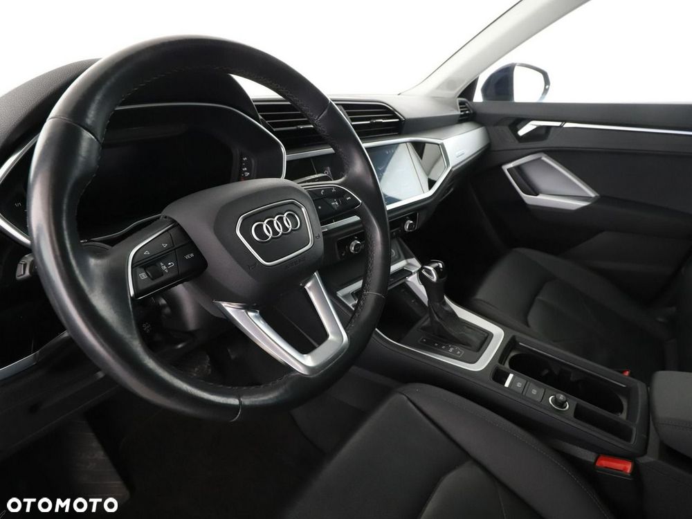 Audi Q3 45 TFSIe S tronic S line - 16