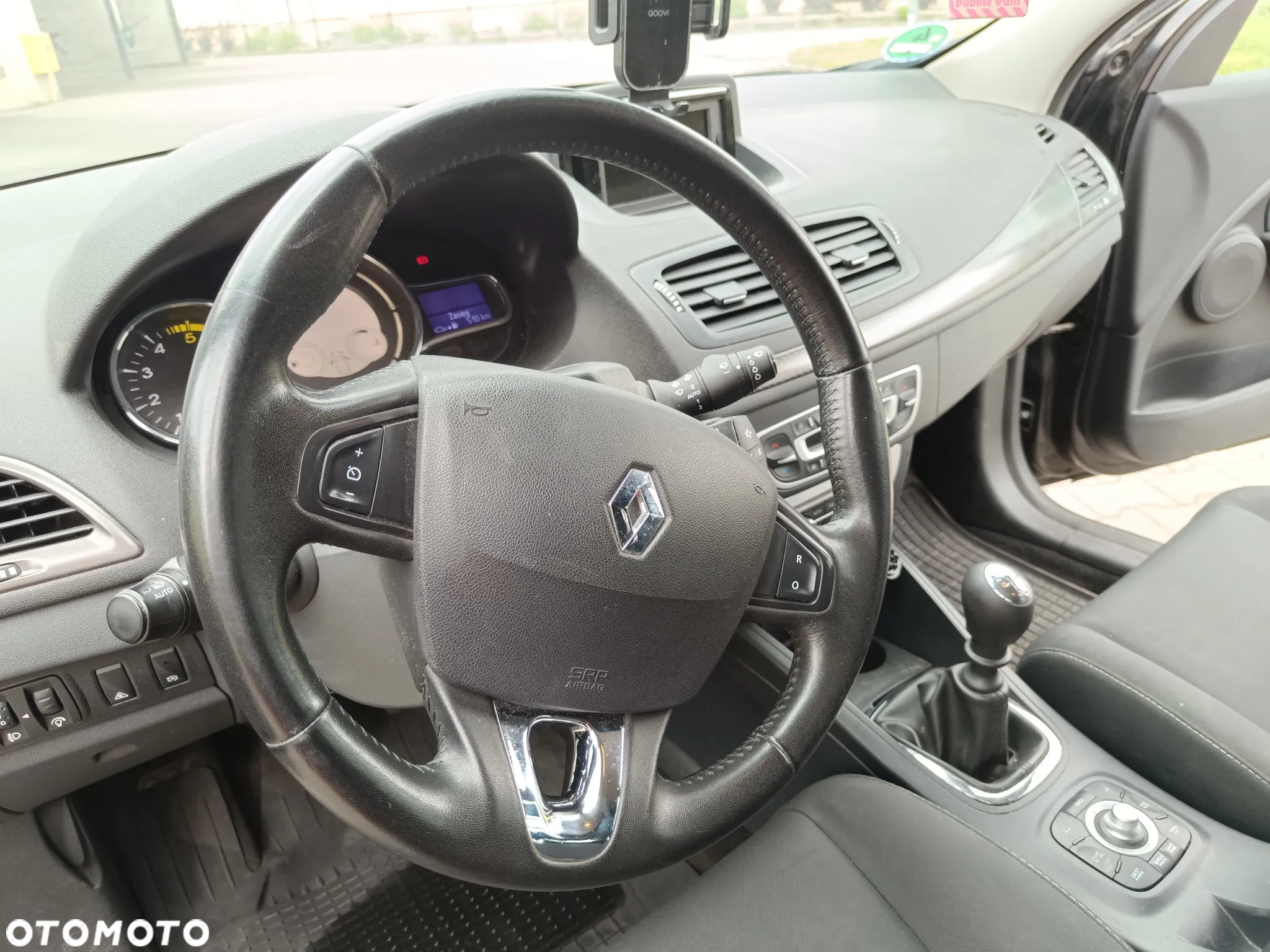 Renault Megane - 5