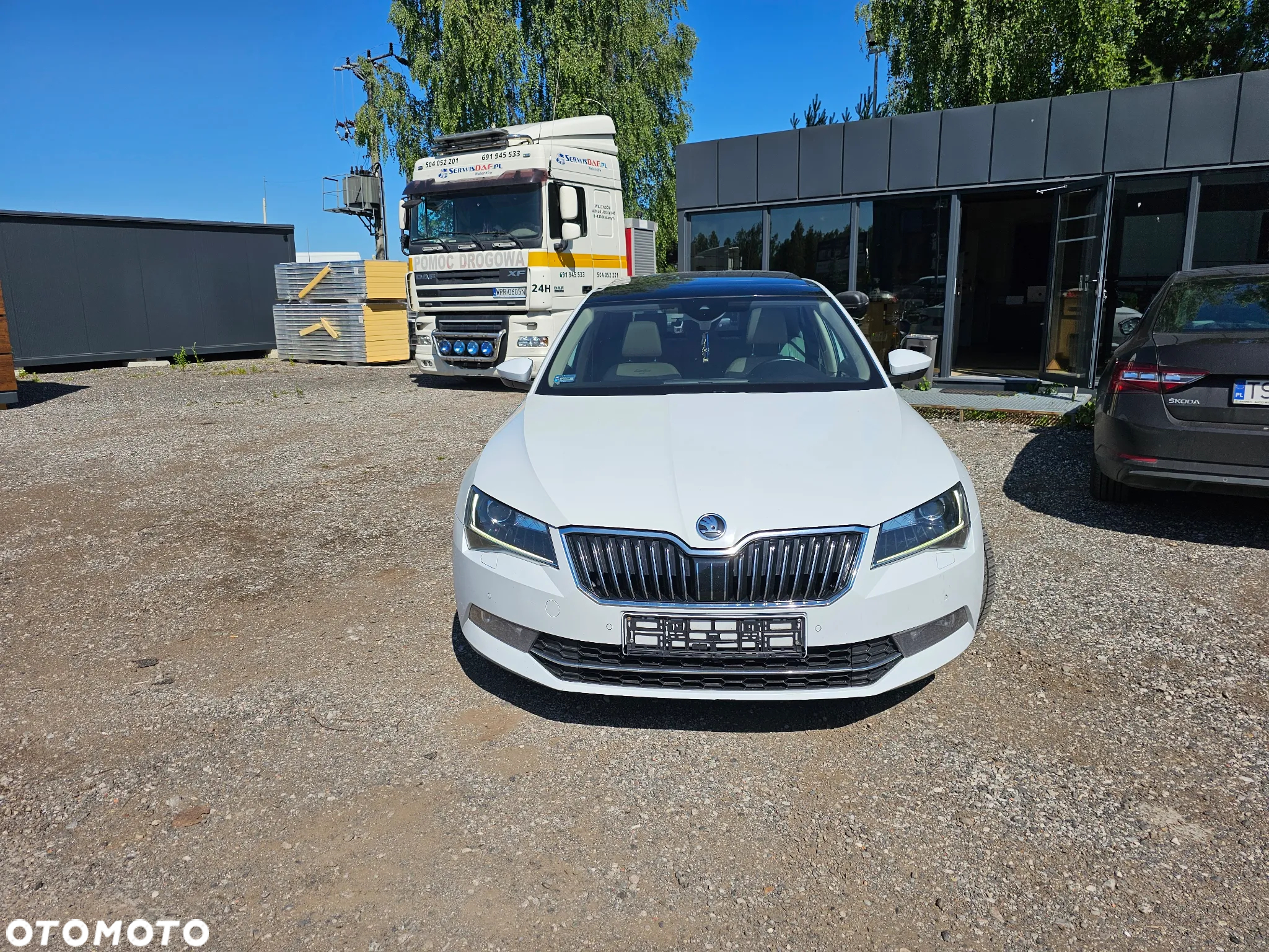 Skoda Superb 2.0 TDI L&K DSG - 9