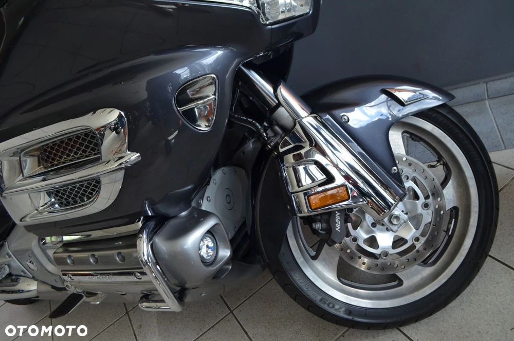 Honda GL - 9