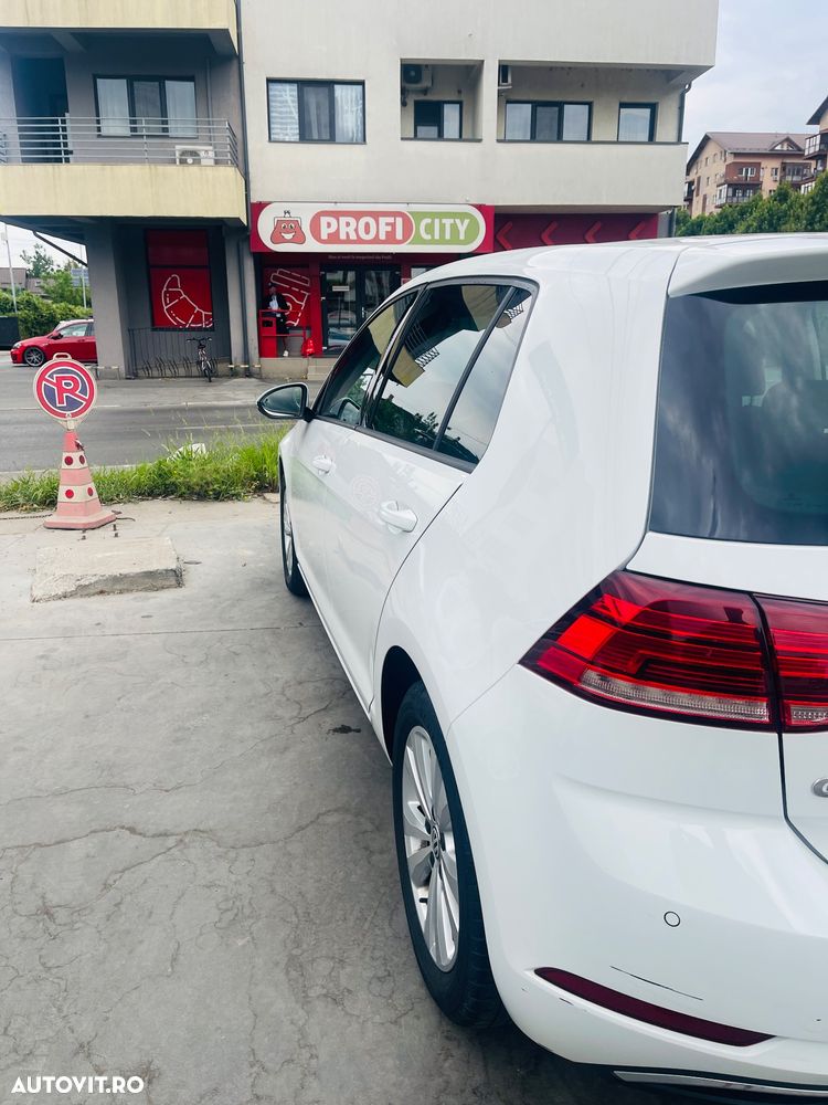 VOLKSWAGEN Golf 2020 — imagine 7