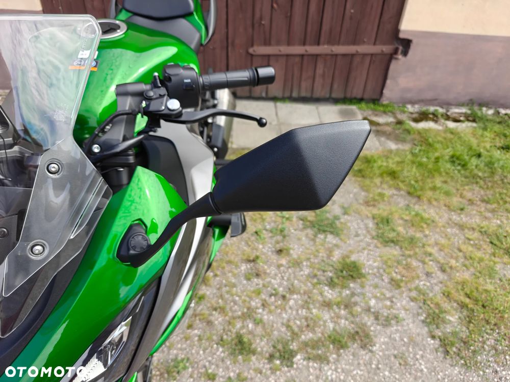 Kawasaki Ninja 1000 SX - 21