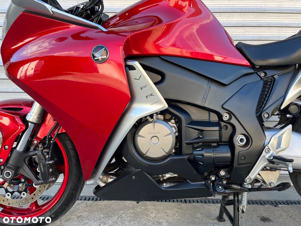 Honda VFR - 33