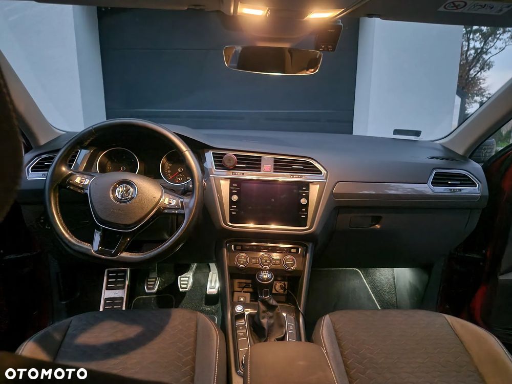 Volkswagen Tiguan - 8