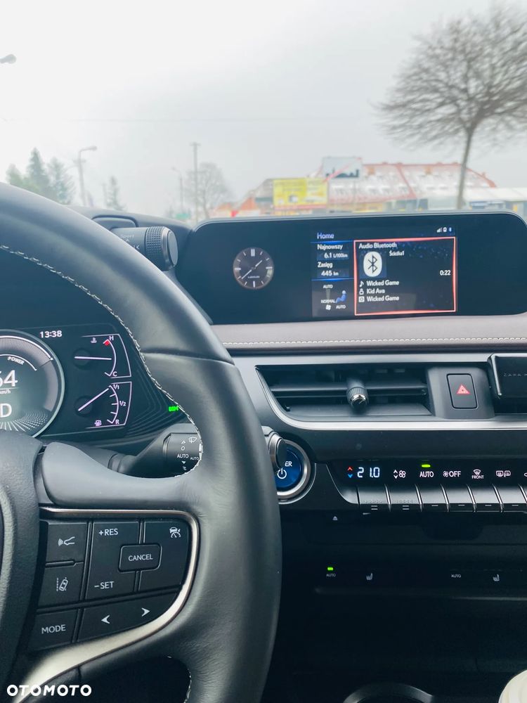 Lexus UX 250h GPF Business Edition 2WD - 7