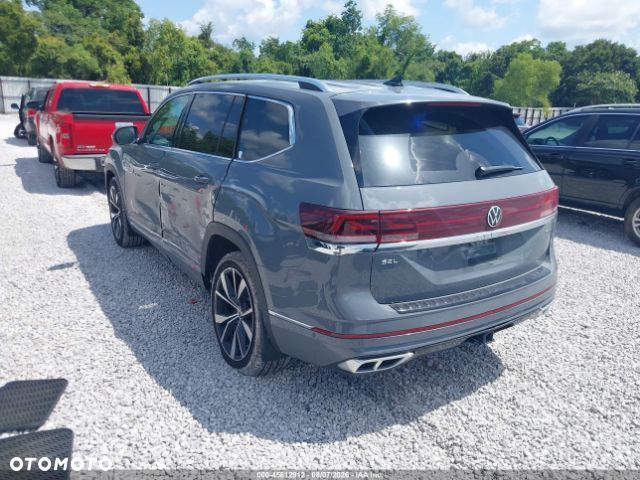 Volkswagen Atlas - 3