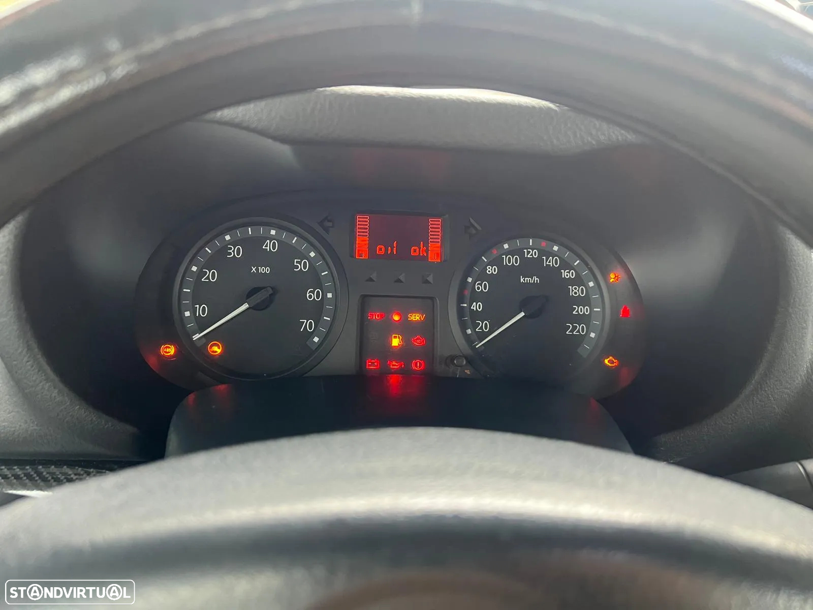 Renault Clio 1.5 dCi Authentique - 10